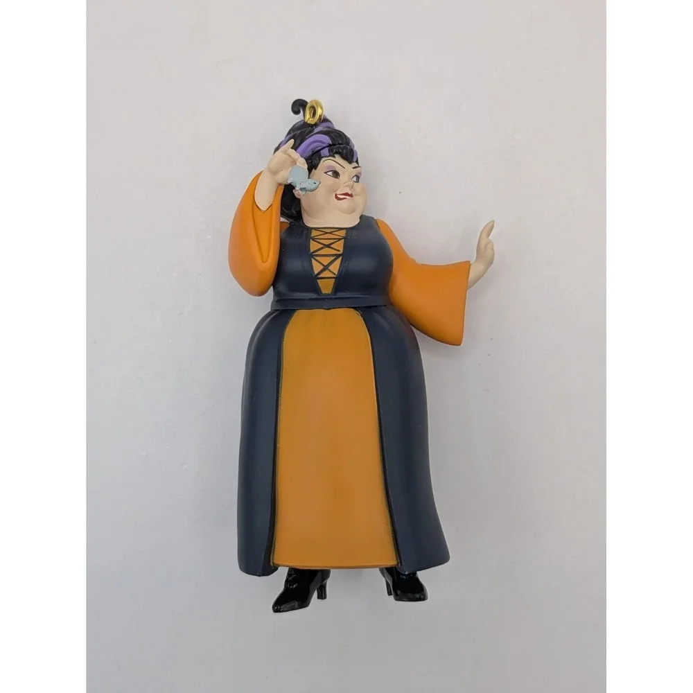 2023 Hallmark Keepsake Hocus Pocus Mary Sanderson Halloween Ornament‎ NIB